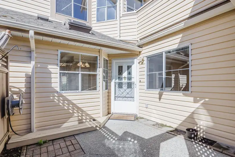 2 6140 192 STREET - photo 3 of 34