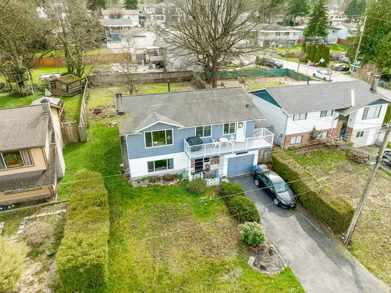 13414 113 AVENUE - photo 3 of 25