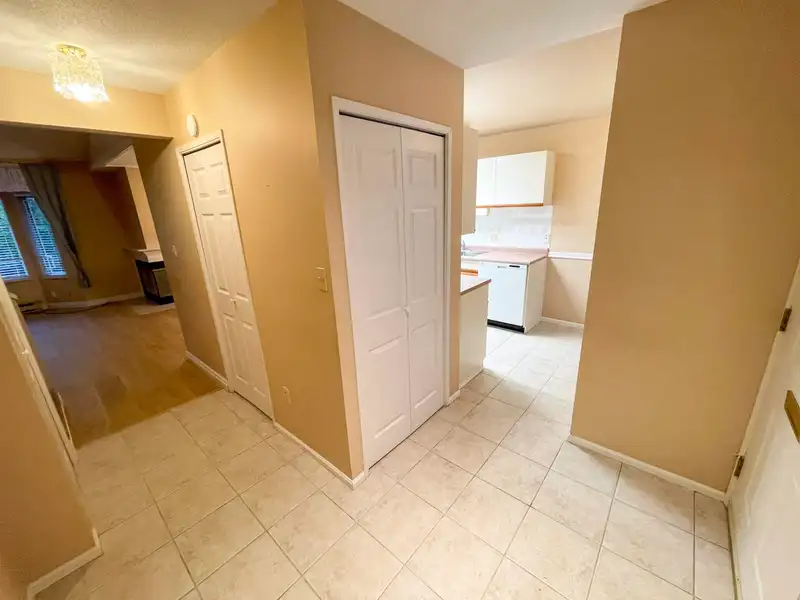 3 10074 154 STREET - photo 2 of 21