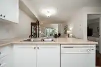 303 14859 100TH AVENUE - thumbnail 8