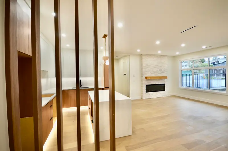 104 901 EDGAR AVENUE - photo 2 of 14