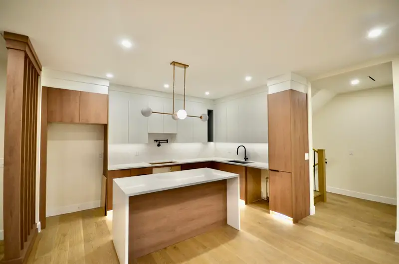 104 901 EDGAR AVENUE - photo 4 of 14