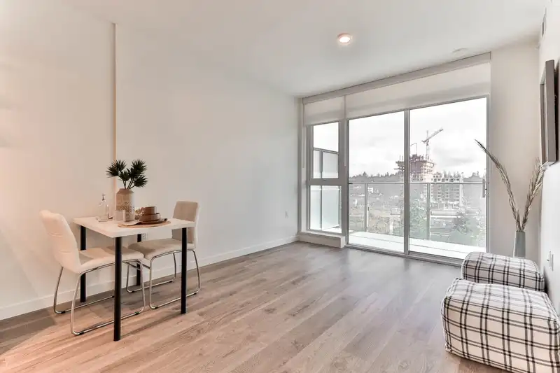 707 10448 UNIVERSITY DRIVE - photo 4 of 22