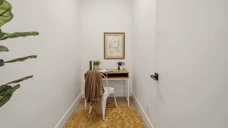 B214 8230 208B AVENUE - photo 4 of 12