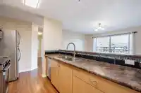 401 15220 GUILDFORD DRIVE - thumbnail 13