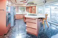 7176 124 STREET - thumbnail 4