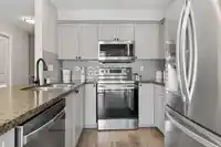 13 6568 193B STREET - thumbnail 18