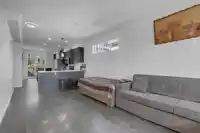 96 14555 68 AVENUE - thumbnail 3