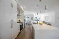 46 7177 194A STREET - thumbnail 9