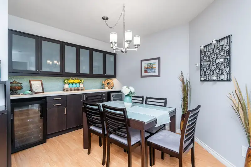 301 12088 66 AVENUE - photo 3 of 35