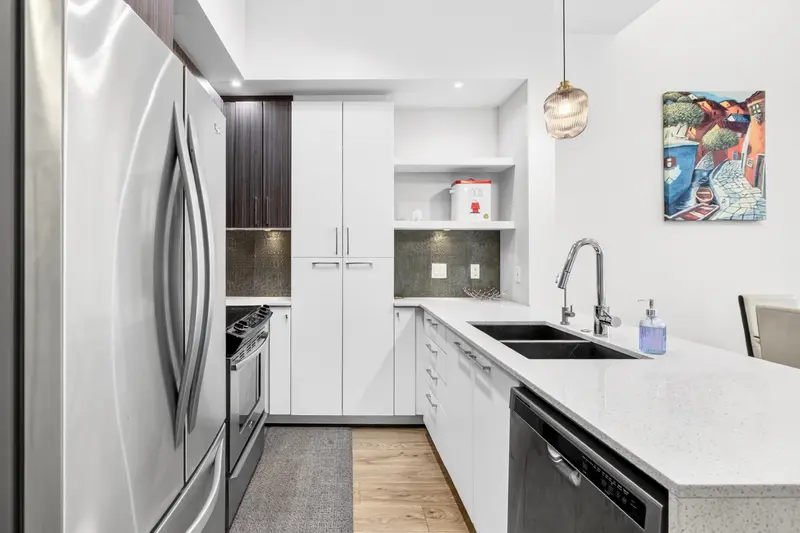 C412 20211 66 AVENUE - photo 3 of 25