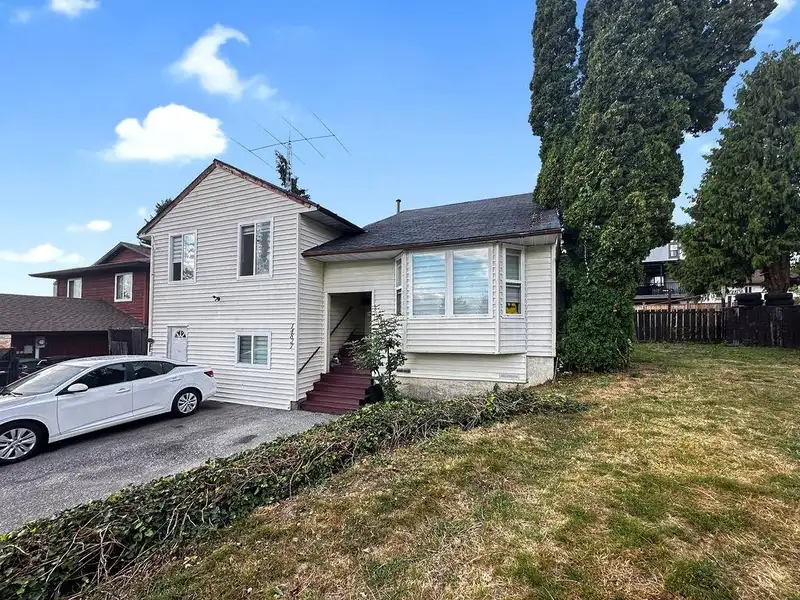 14827 88A AVENUE - photo 3 of 14