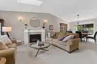 16366 94 AVENUE - thumbnail 5