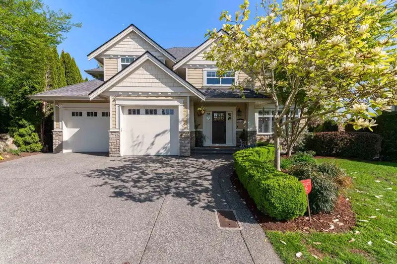 5848 163B STREET - photo 1 of 40