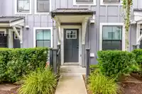 21 5945 176A STREET - thumbnail 6