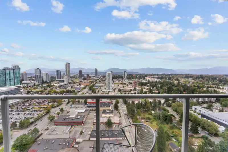 3505 13688 100 AVENUE - photo 1 of 20