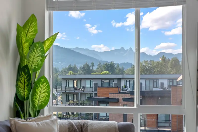 605 719 W 3RD STREET - photo 4 of 25