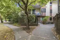 211 7426 138 STREET - thumbnail 2