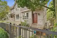 6 19560 68 AVENUE - thumbnail 2