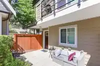 20 14285 64 AVENUE - thumbnail 3