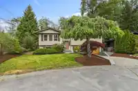 7978 141A STREET - thumbnail 3