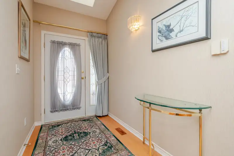 21 18939 65 AVENUE - photo 4 of 35