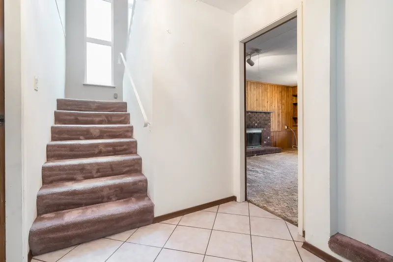 8228 WEDGEWOOD STREET - photo 3 of 25