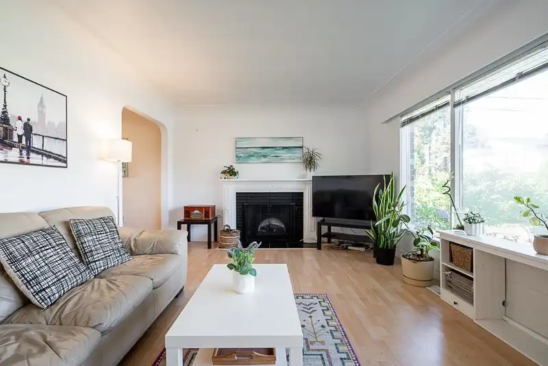 10765 141A STREET - photo 3 of 34