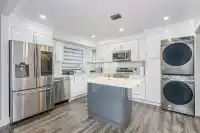 9980 157 STREET - thumbnail 3