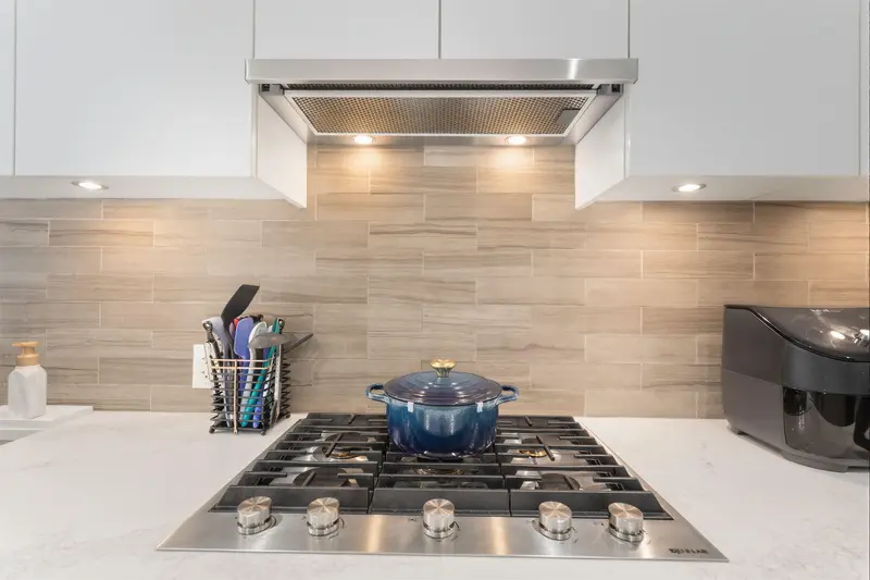 613 3451 SAWMILL CRESCENT - photo 2 of 25