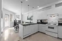 115 8115 121A STREET - thumbnail 8