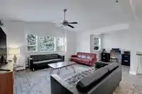 7549 149A STREET - thumbnail 5
