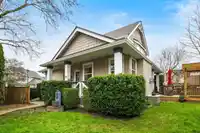 18 7067 189 STREET - thumbnail 2