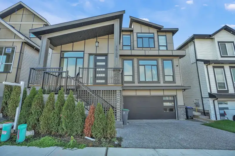 14726 62A AVENUE - photo 1 of 19