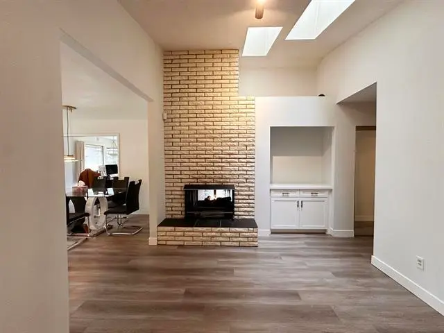 11515 COMMONWEALTH CRESCENT - photo 3 of 13