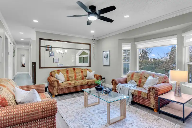 14458 CHARTWELL DRIVE - photo 2 of 25