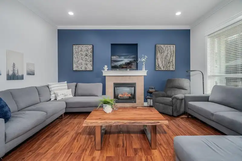 18580 66A AVENUE - photo 3 of 29
