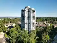 906 10082 148 STREET - thumbnail 2