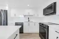 906 10082 148 STREET - thumbnail 17