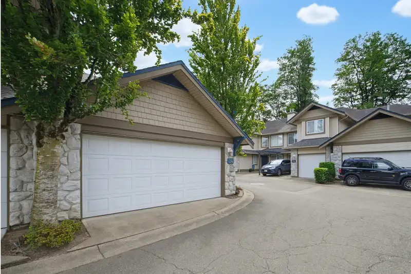24 8888 151 STREET - photo 3 of 40