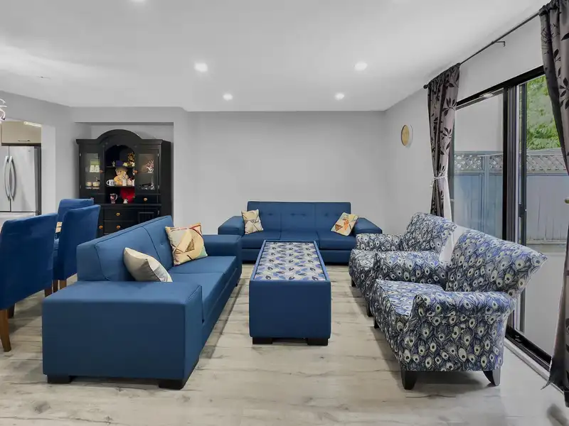 178 13738 67 AVENUE - photo 1 of 8
