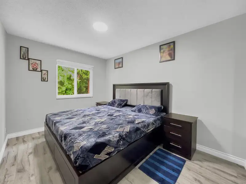 178 13738 67 AVENUE - photo 4 of 8