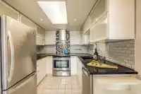 808 10082 148 STREET - thumbnail 3