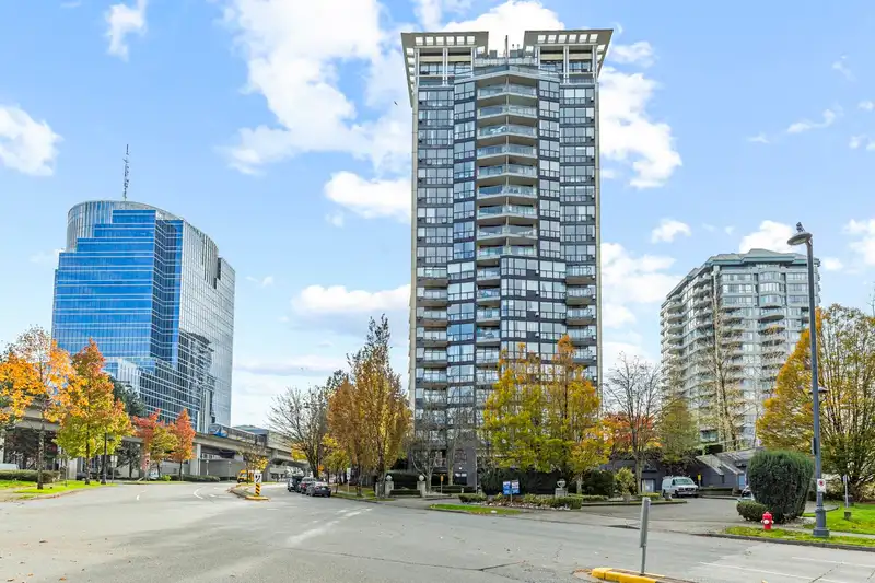 2102 10899 UNIVERSITY DRIVE - photo 1 of 38