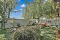 43 8555 KING GEORGE BOULEVARD - thumbnail 11