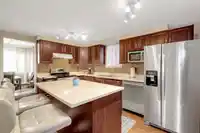 43 8555 KING GEORGE BOULEVARD - thumbnail 19