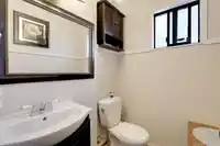 43 8555 KING GEORGE BOULEVARD - thumbnail 31