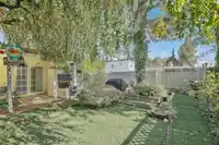 43 8555 KING GEORGE BOULEVARD - thumbnail 6
