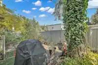 43 8555 KING GEORGE BOULEVARD - thumbnail 8