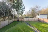 8067 162B STREET - thumbnail 17